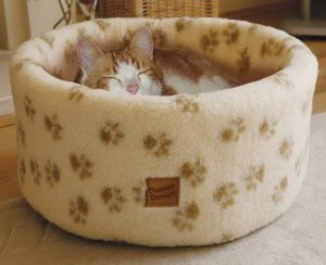 Cat Cosy Bed 16"